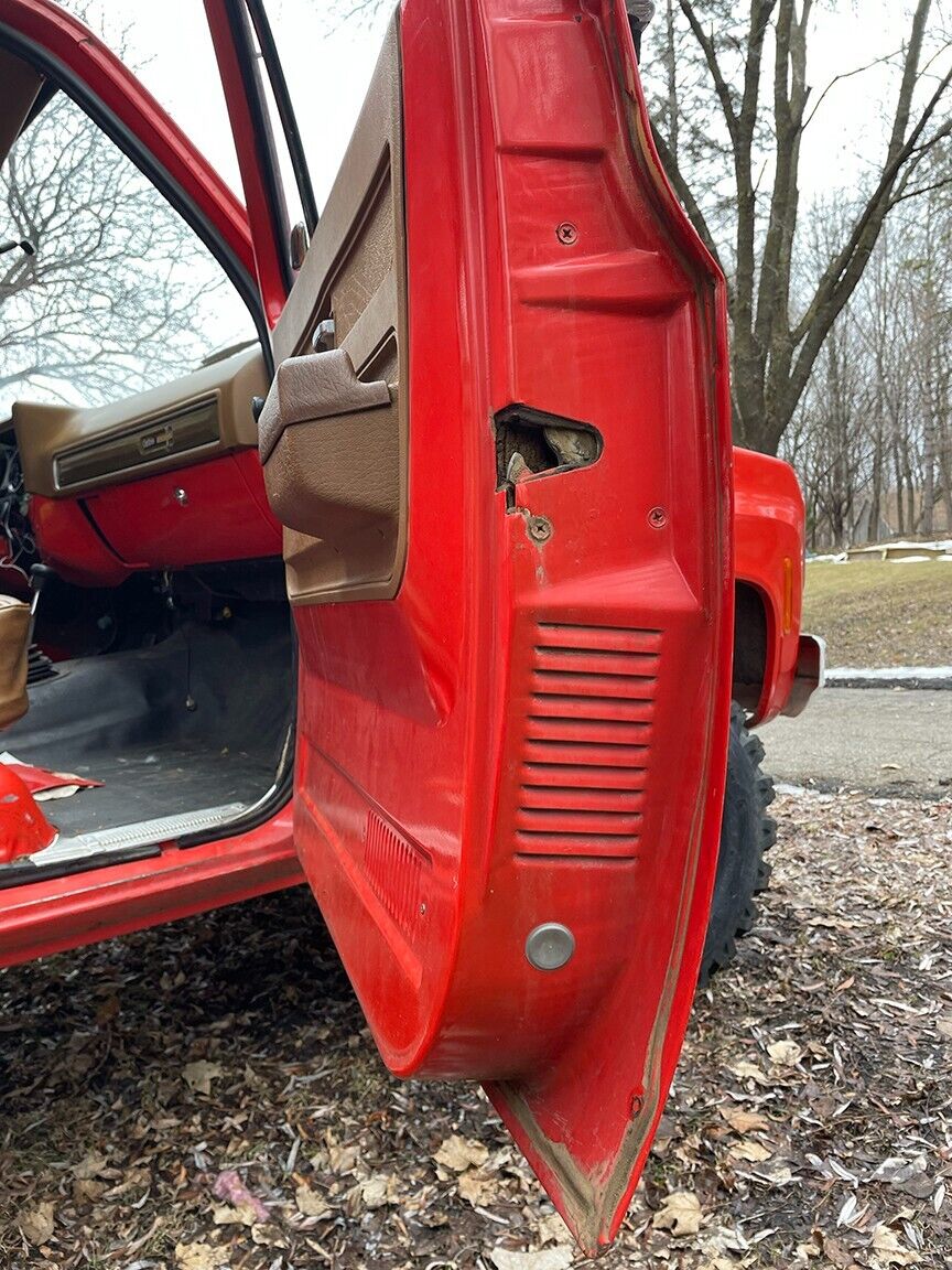 Chevrolet-CK-Pickup-2500-Pickup-1974-Red-Tan-22531-13