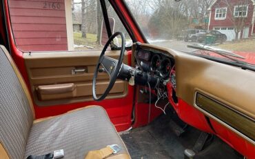 Chevrolet-CK-Pickup-2500-Pickup-1974-Red-Tan-22531-24