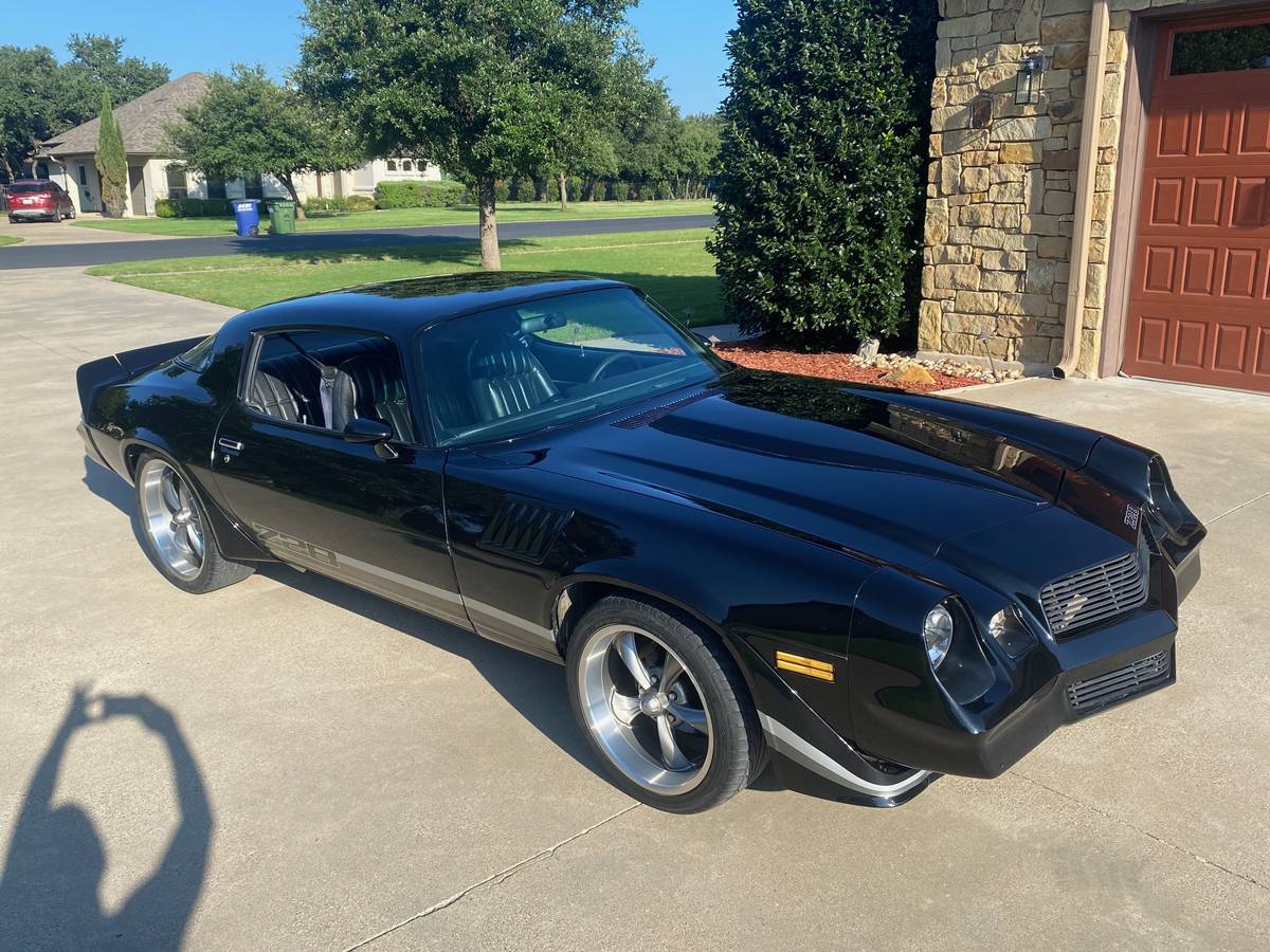 Chevrolet-Camaro-1979-black-96560-4