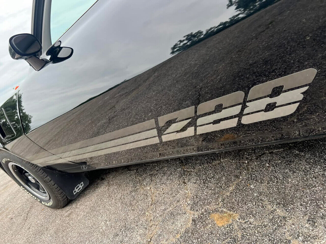 Chevrolet-Camaro-1981-Black-Silver-54718-34