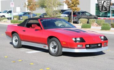 Chevrolet-Camaro-1987-Red-Red-18892-10