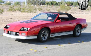 Chevrolet-Camaro-1987-Red-Red-18892-4