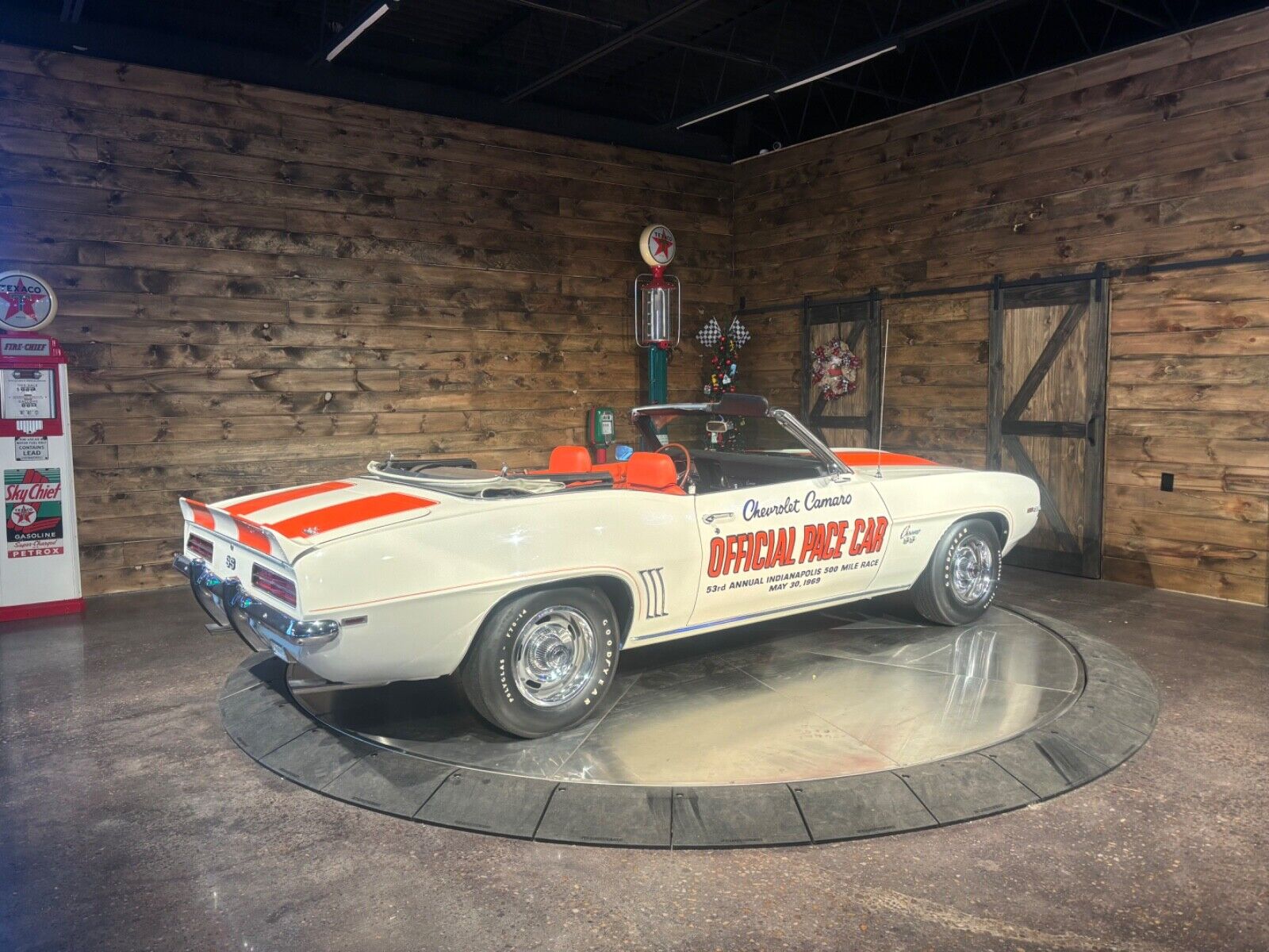 Chevrolet-Camaro-Cabriolet-1969-White-Orange-84323-9