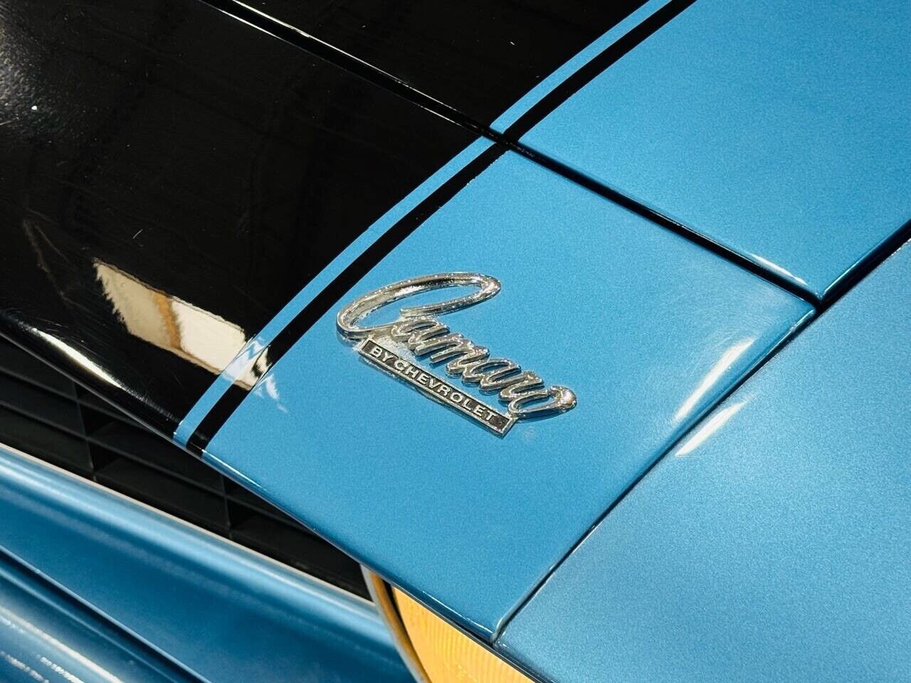 Chevrolet-Camaro-Coupe-1969-Blue-Black-126021-21