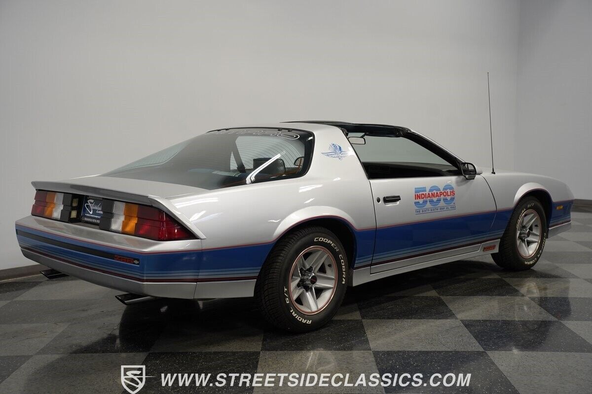 Chevrolet-Camaro-Coupe-1982-Silver-Blue-78296-11