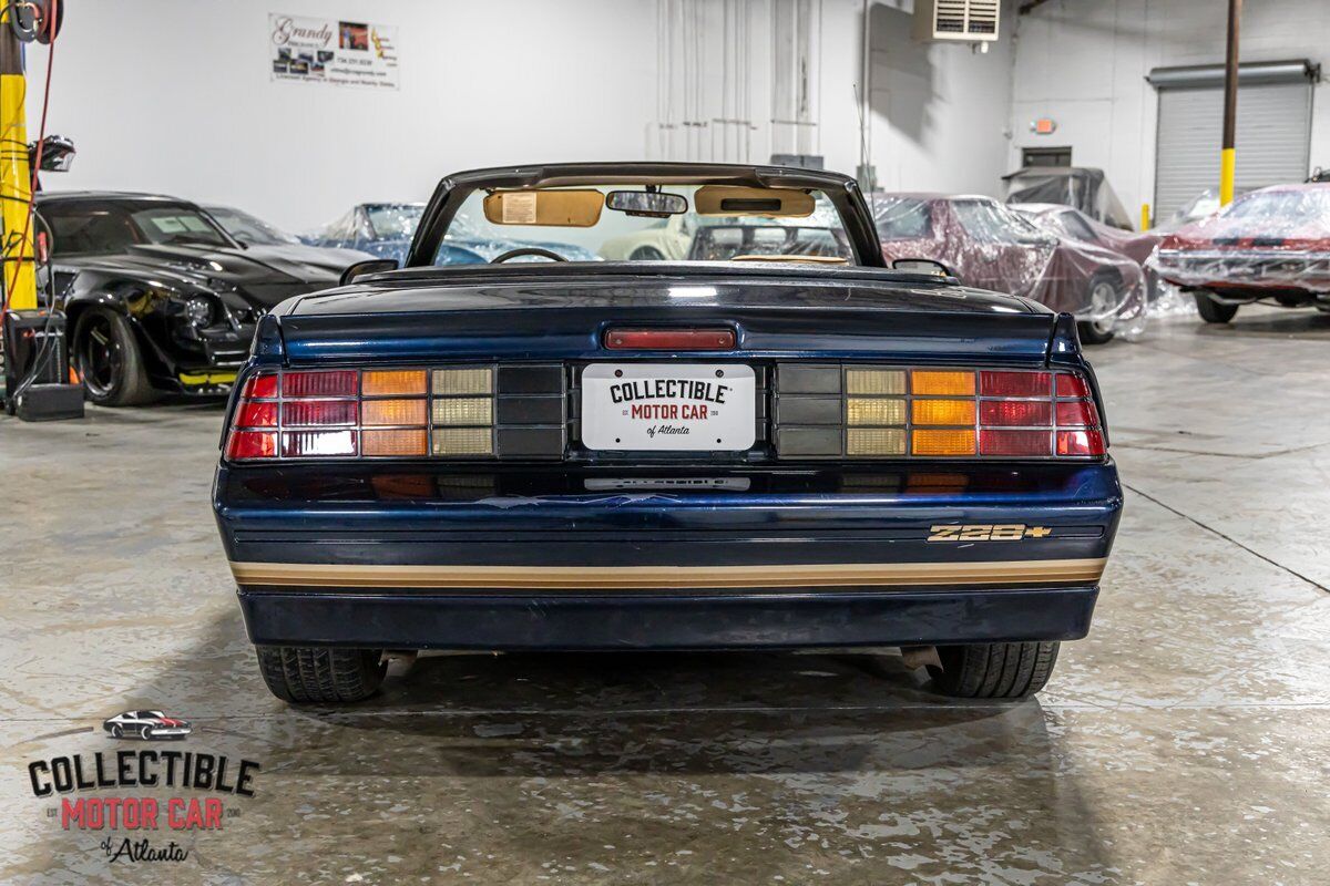 Chevrolet-Camaro-Coupe-1987-Blue-Tan-101685-10