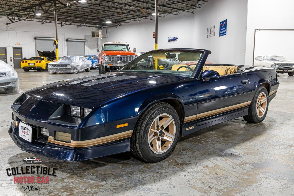 Chevrolet-Camaro-Coupe-1987-Blue-Tan-101685-6