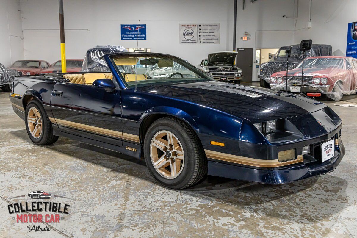 Chevrolet-Camaro-Coupe-1987-Blue-Tan-101685-8