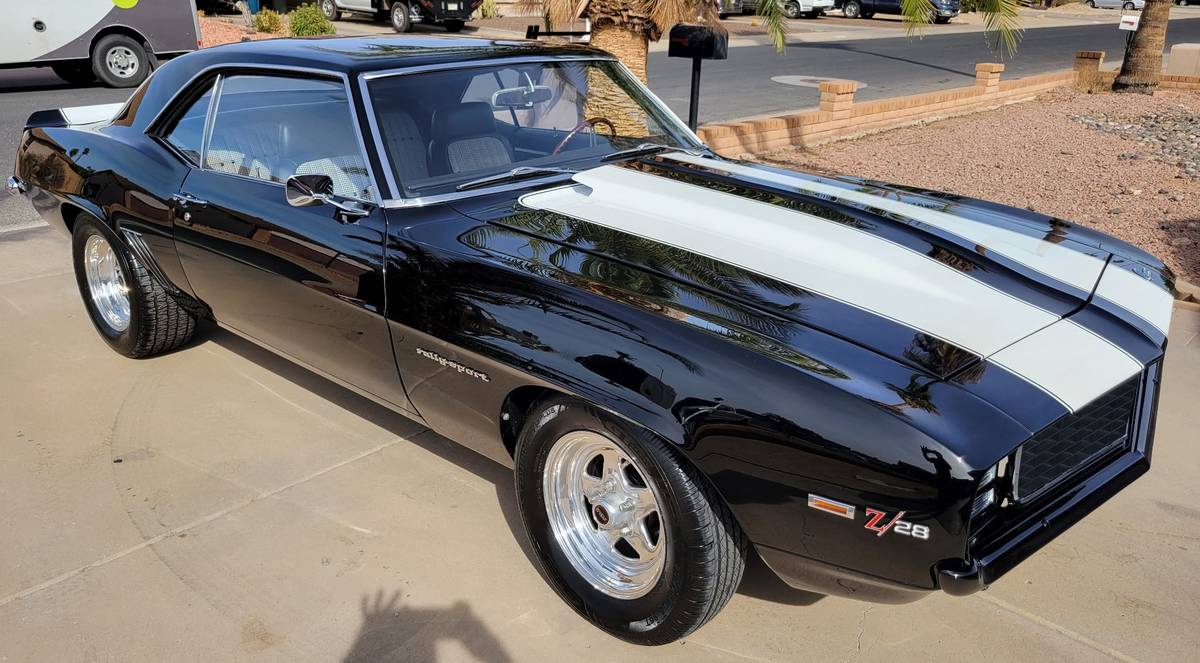 Chevrolet-Camaro-rs-1969-black-3869-5