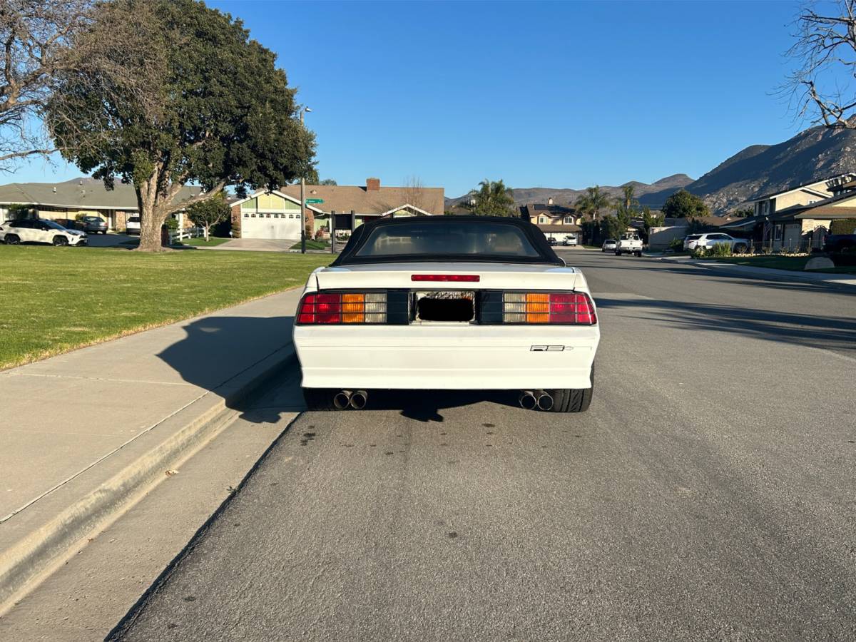 Chevrolet-Camaro-rs-convertible-1991-white-166301-1