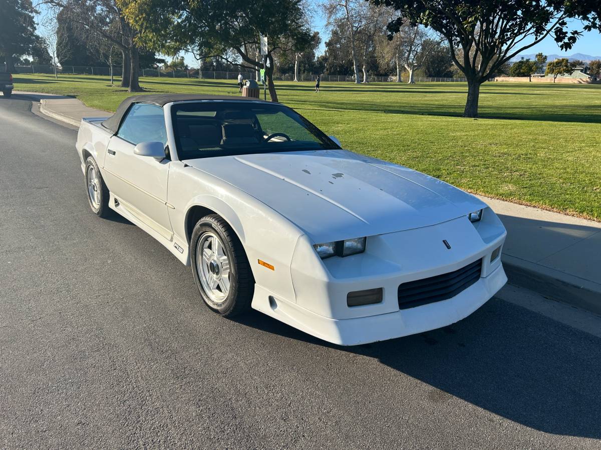 Chevrolet-Camaro-rs-convertible-1991-white-166301-2