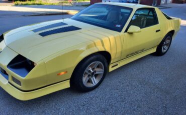 Chevrolet-Camaro-z28-iroc-coupe-1986-89194-3