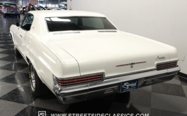 Chevrolet-Caprice-Coupe-1966-White-Blue-9362-7