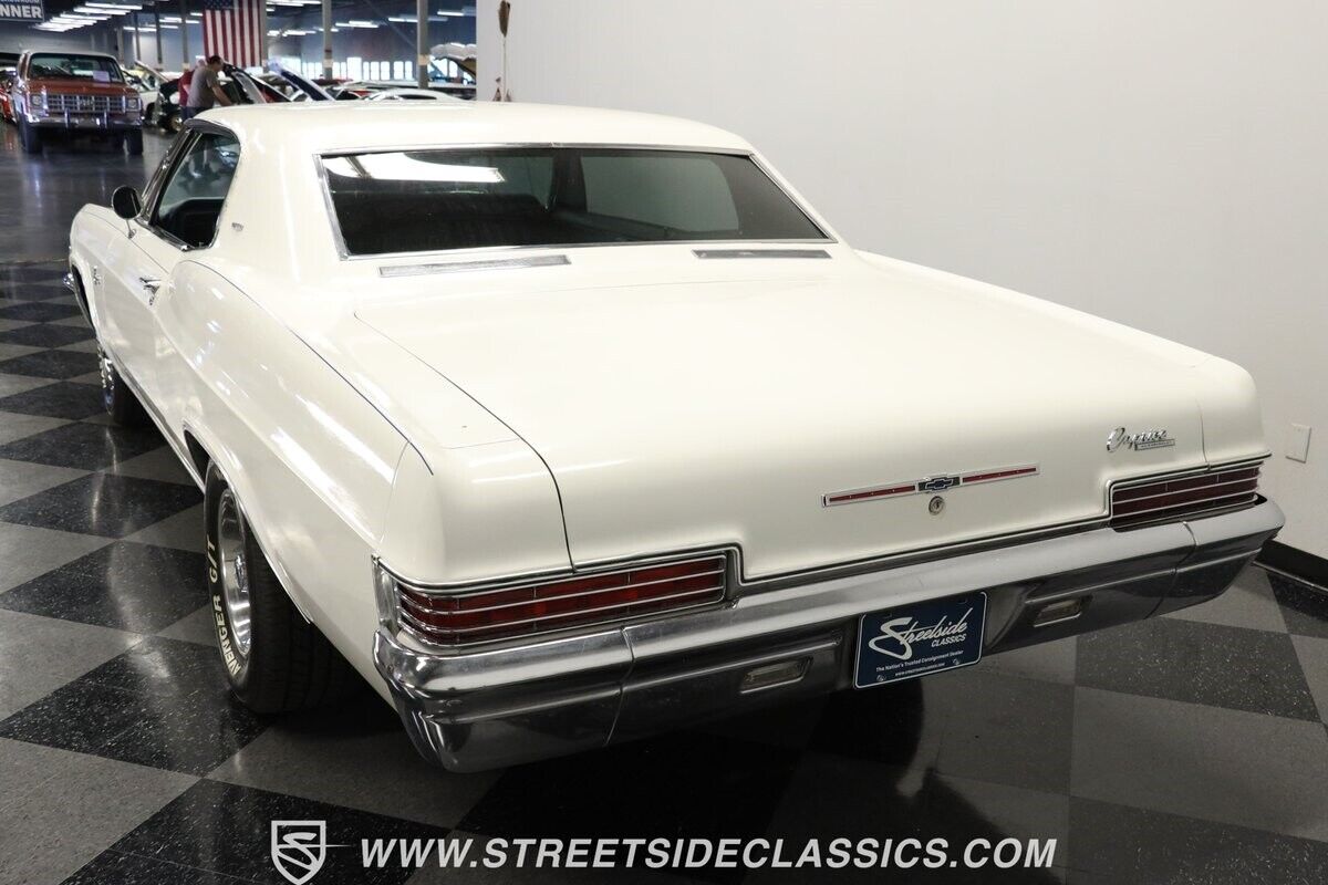 Chevrolet-Caprice-Coupe-1966-White-Blue-9362-7