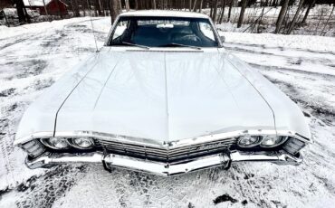 Chevrolet-Caprice-Coupe-1967-White-Blue-16093-19