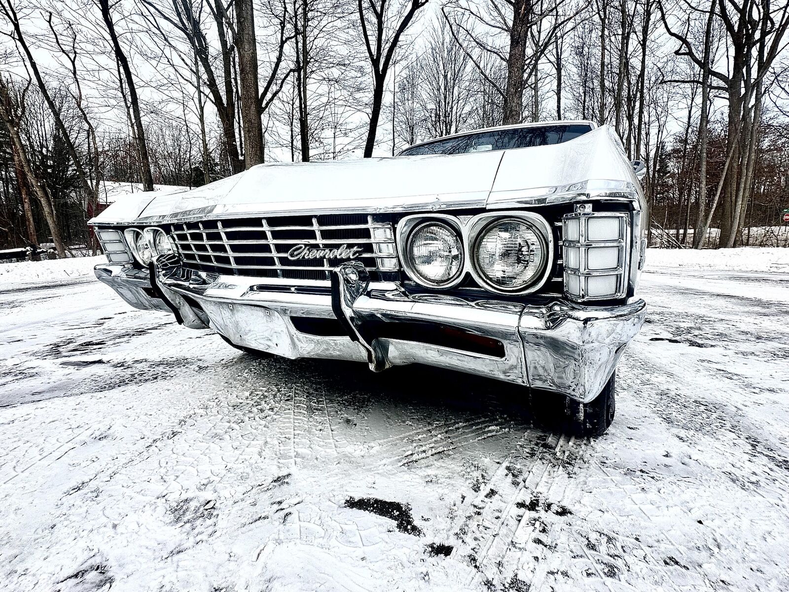 Chevrolet-Caprice-Coupe-1967-White-Blue-16093-20