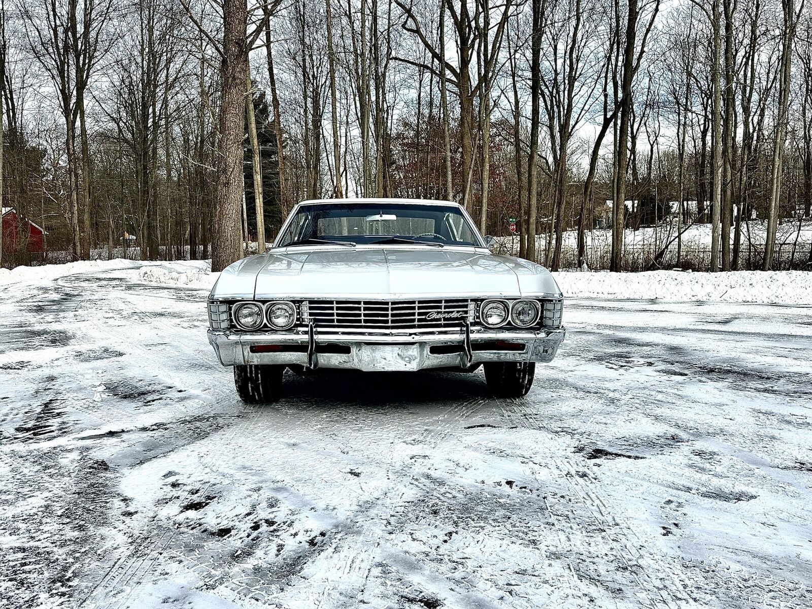 Chevrolet-Caprice-Coupe-1967-White-Blue-16093-5