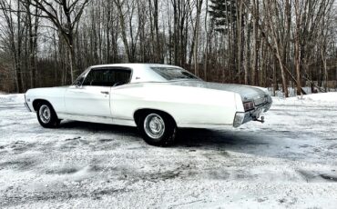 Chevrolet-Caprice-Coupe-1967-White-Blue-16093-9