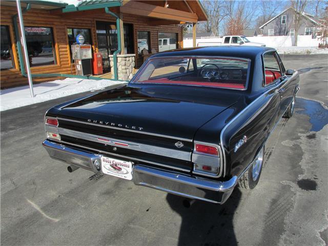 Chevrolet-Chevelle-1964-Black-Red-152094-25