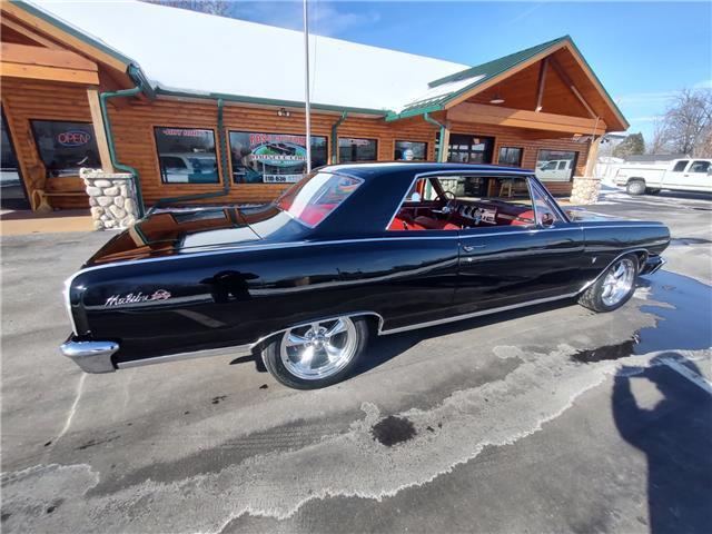 Chevrolet-Chevelle-1964-Black-Red-152094-30