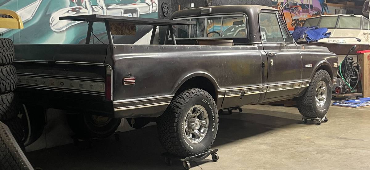 Chevrolet-Cheyenne-c20-1972-brown-32-5