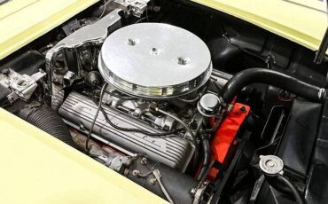 Chevrolet-Corvette-1958-yellow-107116-10