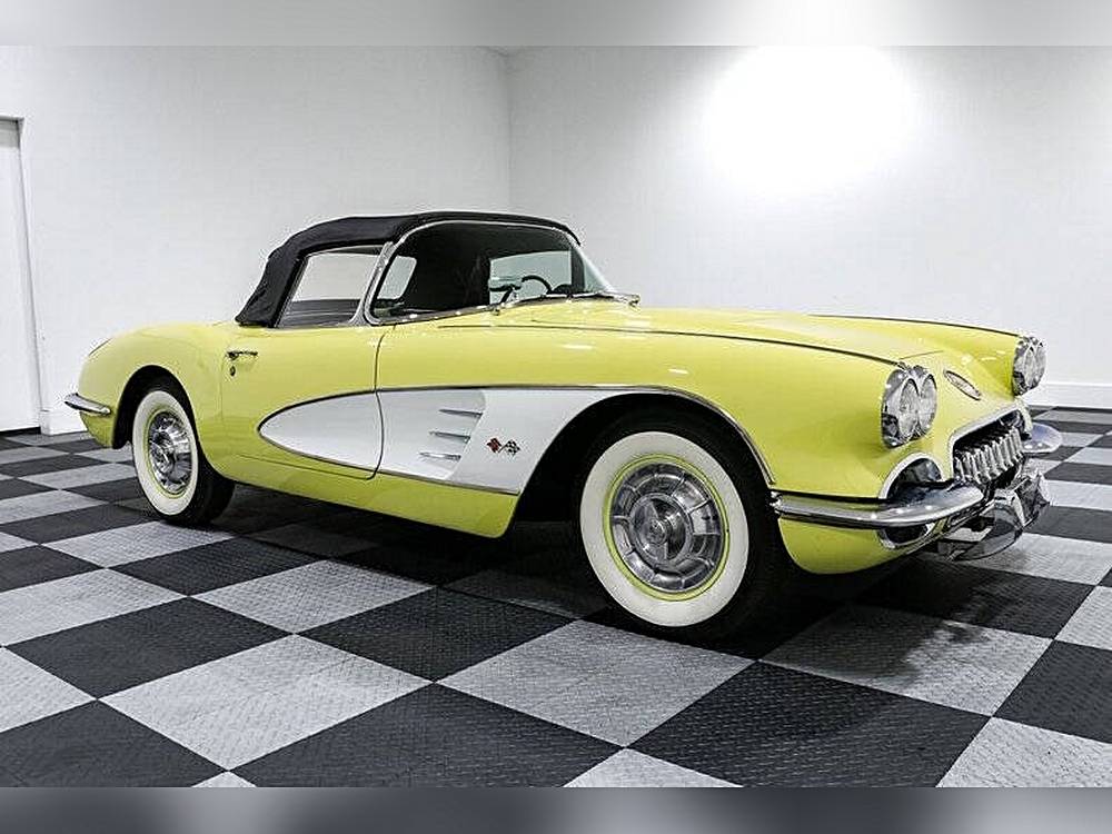 Chevrolet-Corvette-1958-yellow-107116-17