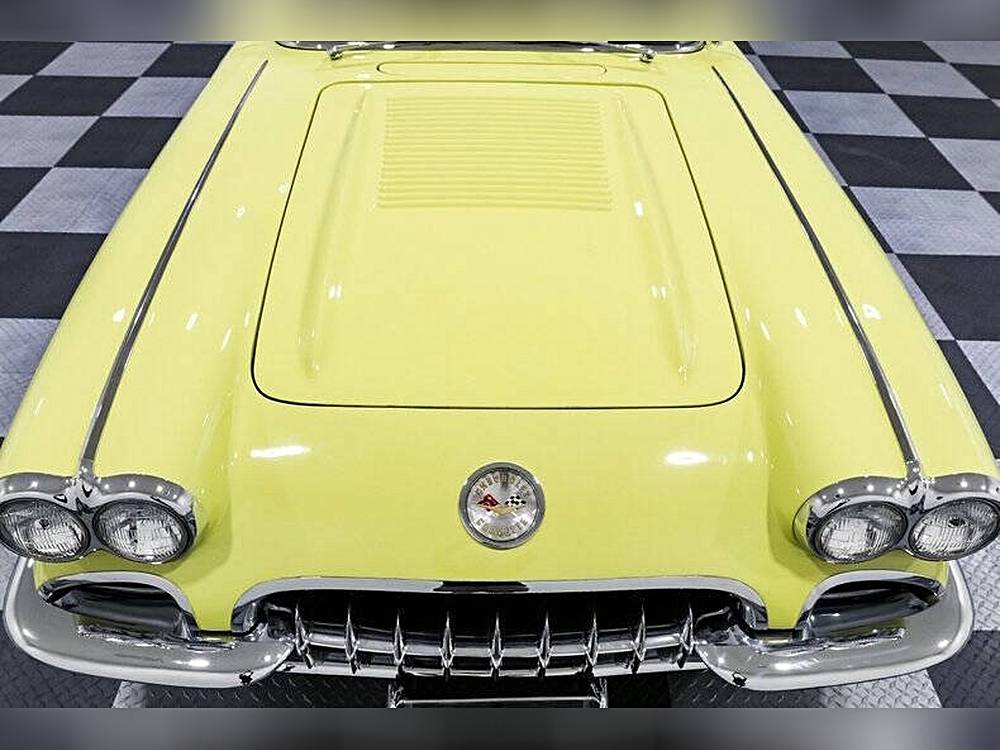 Chevrolet-Corvette-1958-yellow-107116-19