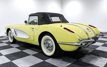 Chevrolet-Corvette-1958-yellow-107116-3