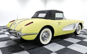 Chevrolet-Corvette-1958-yellow-107116-7