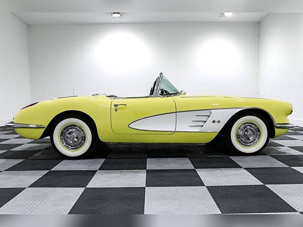 Chevrolet-Corvette-1958-yellow-107116-8