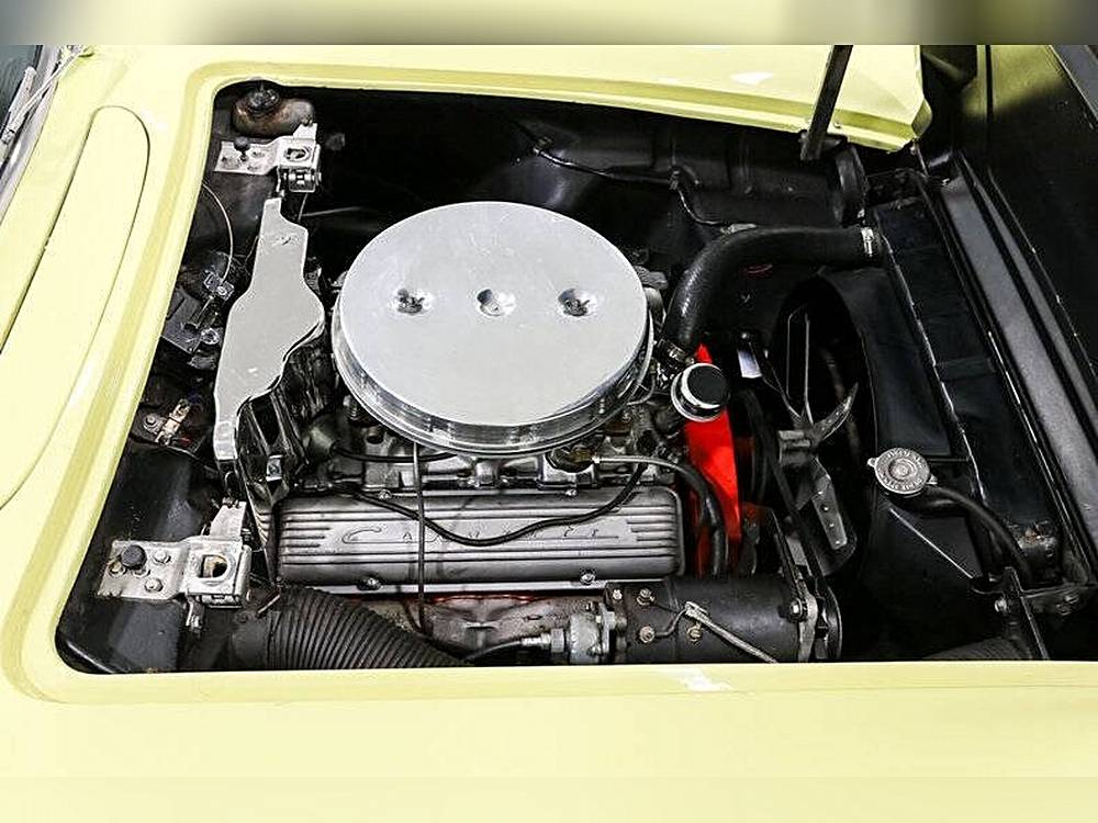 Chevrolet-Corvette-1958-yellow-107116-9