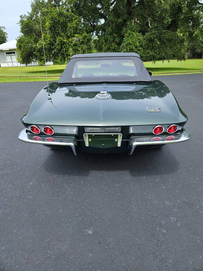 Chevrolet-Corvette-1967-120701-3