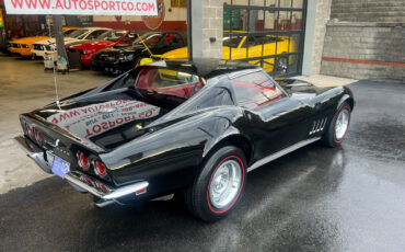 Chevrolet-Corvette-1968-Black-Red-66587-3