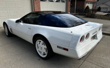 Chevrolet-Corvette-1988-white-86904-10