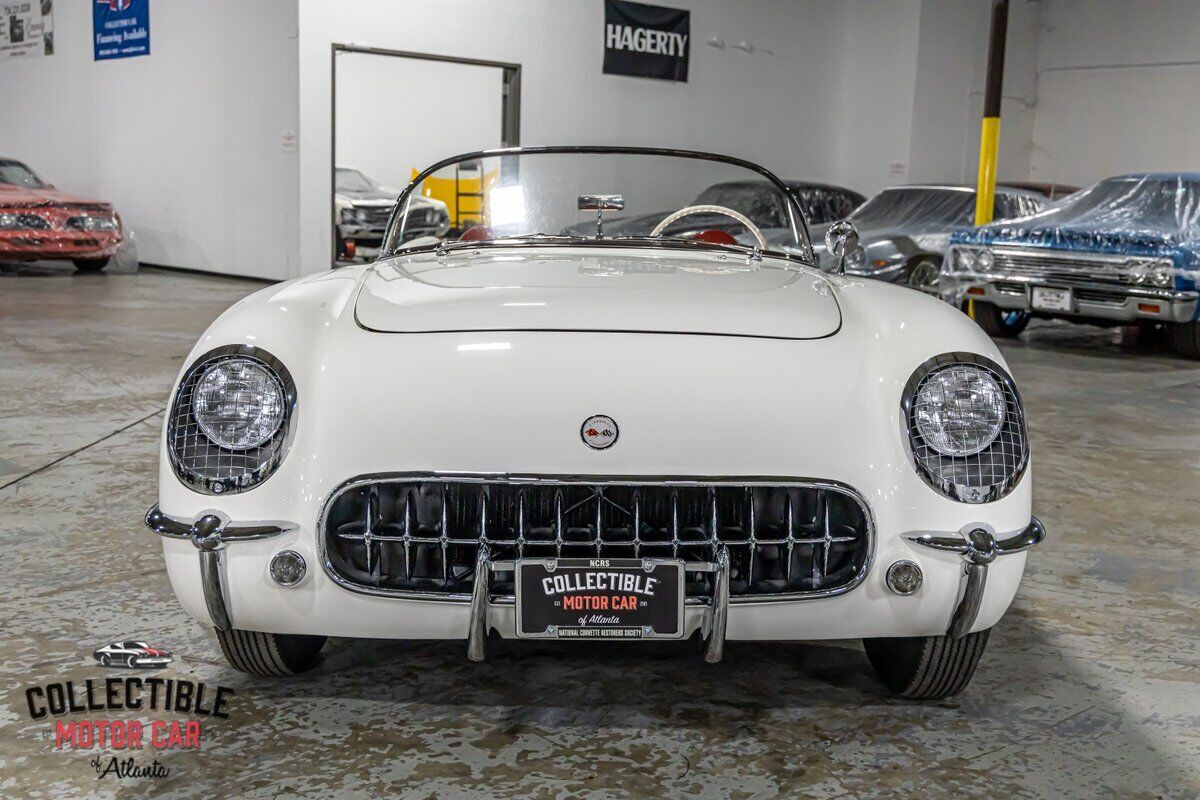 Chevrolet-Corvette-Cabriolet-1954-White-Red-133683-11