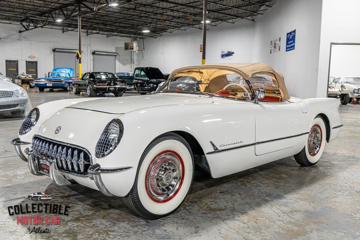 Chevrolet-Corvette-Cabriolet-1954-White-Red-133683-21