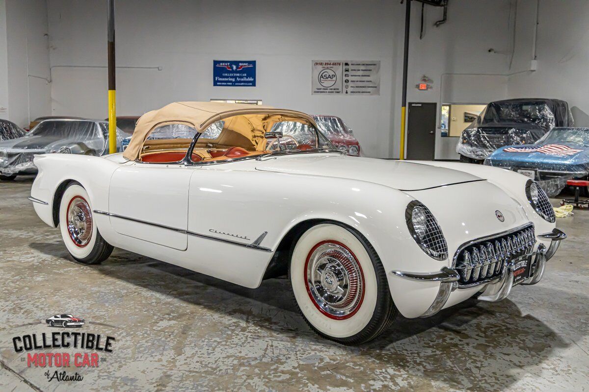 Chevrolet-Corvette-Cabriolet-1954-White-Red-133683-24