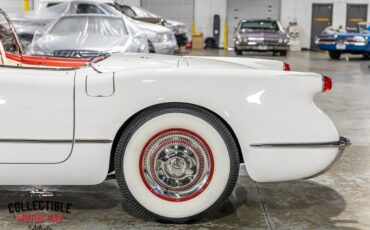 Chevrolet-Corvette-Cabriolet-1954-White-Red-133683-29