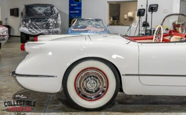 Chevrolet-Corvette-Cabriolet-1954-White-Red-133683-30