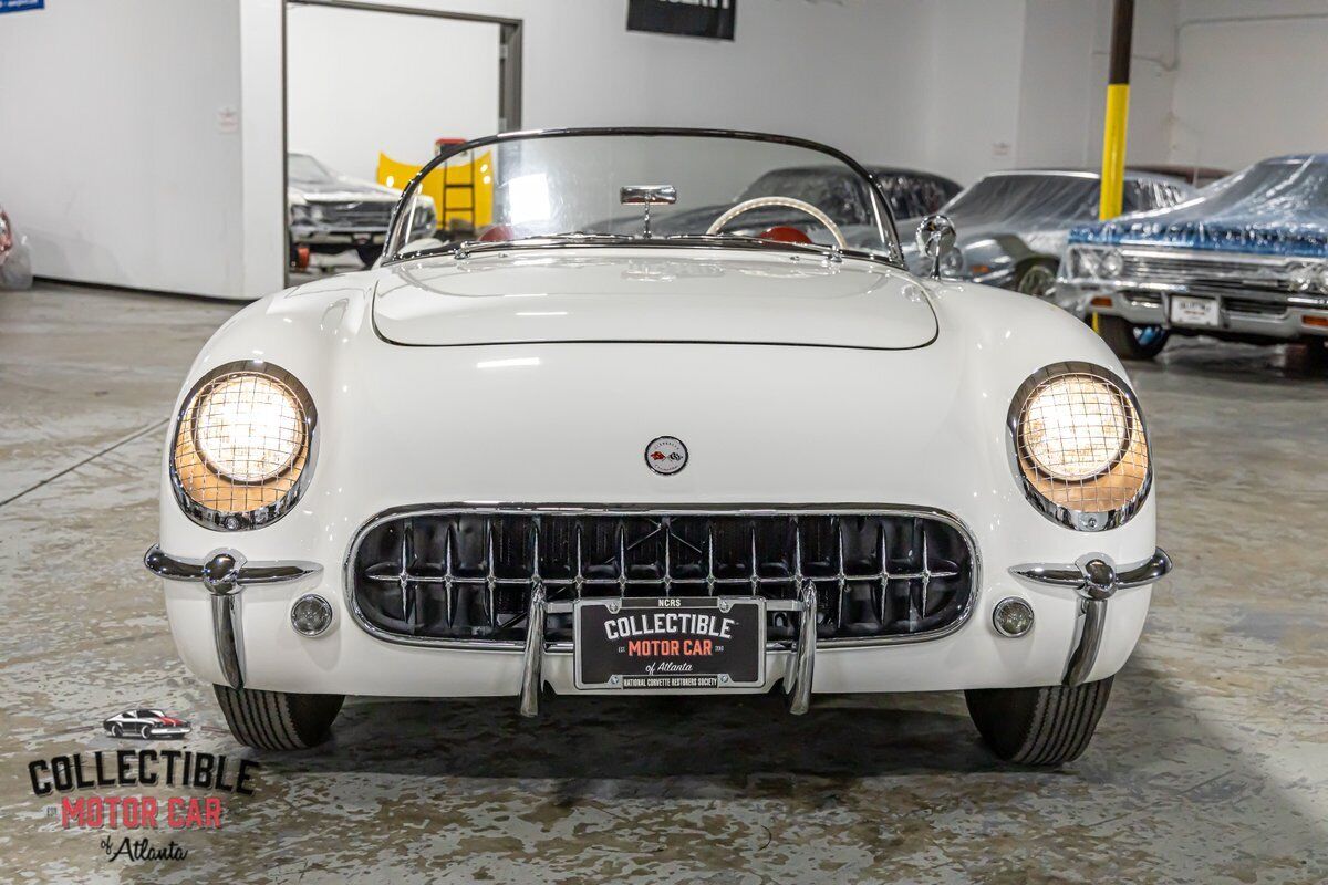 Chevrolet-Corvette-Cabriolet-1954-White-Red-133683-33