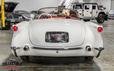 Chevrolet-Corvette-Cabriolet-1954-White-Red-133683-34