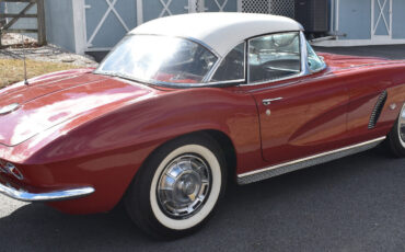 Chevrolet-Corvette-Cabriolet-1962-89319-5