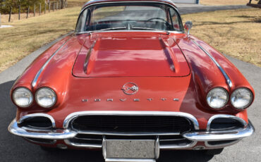 Chevrolet-Corvette-Cabriolet-1962-89319-8