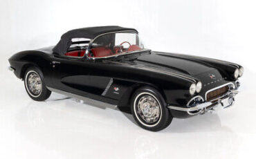 Chevrolet-Corvette-Cabriolet-1962-Black-Red-0-2