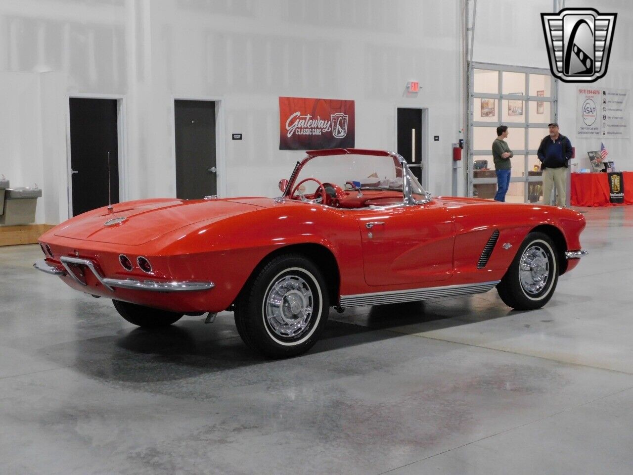 Chevrolet-Corvette-Cabriolet-1962-Red-Red-130696-4