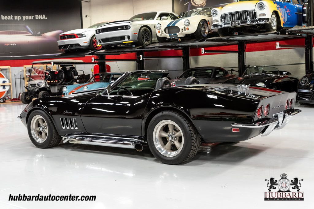 Chevrolet-Corvette-Cabriolet-1969-Black-Black-22090-5