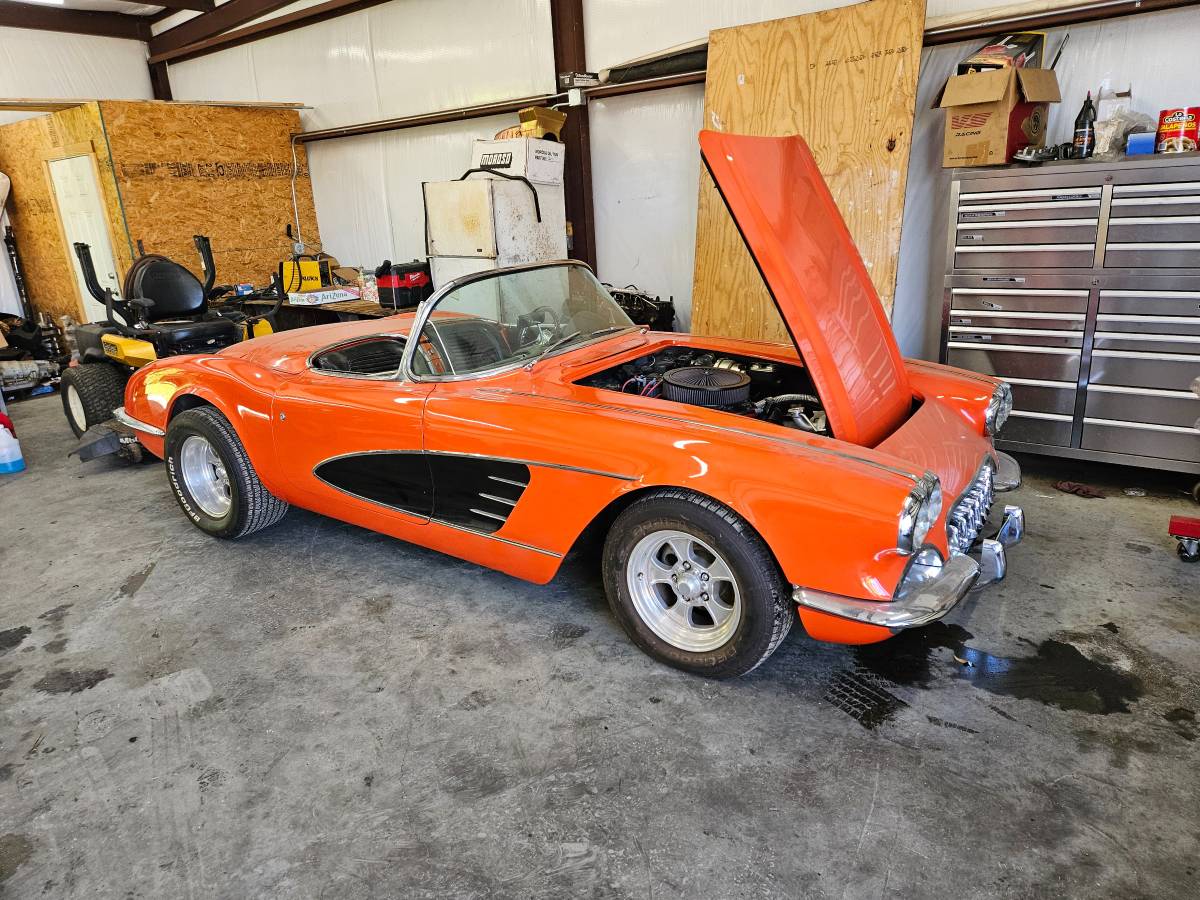 Chevrolet-Corvette-convertible-1959-18-9