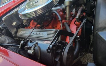 Chevrolet-Corvette-convertible-1961-red-160934-12