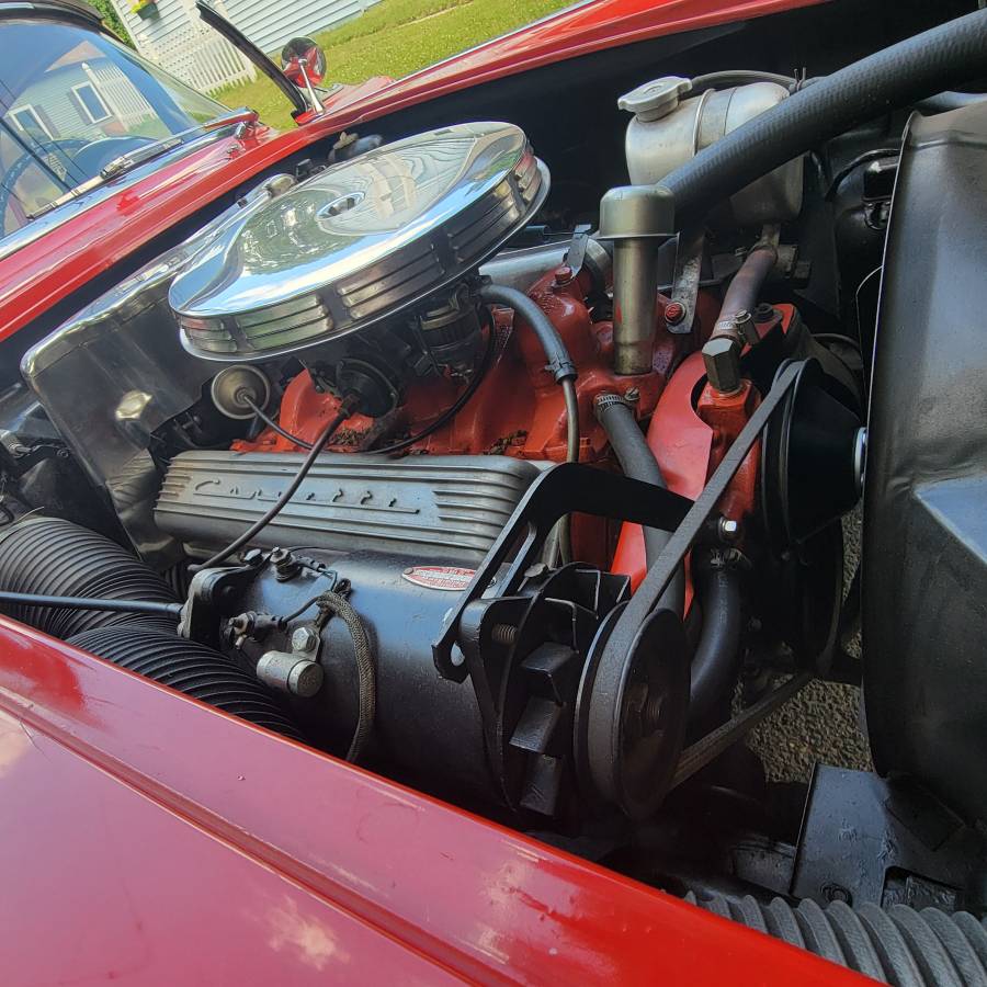 Chevrolet-Corvette-convertible-1961-red-160934-12